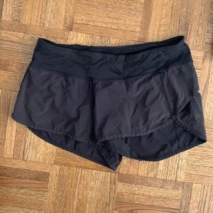 Lululemon black shorts